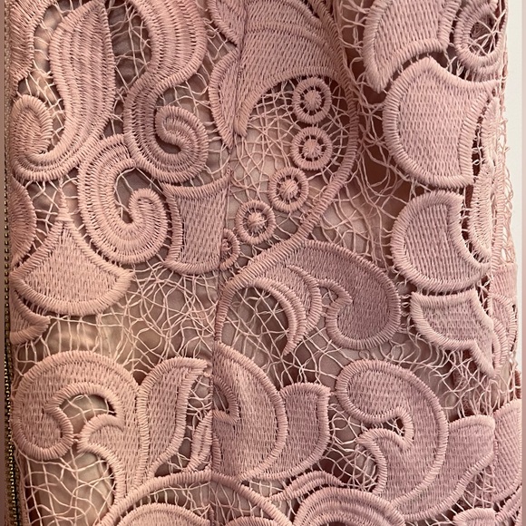 Women’s dress - Picture 4 of 5